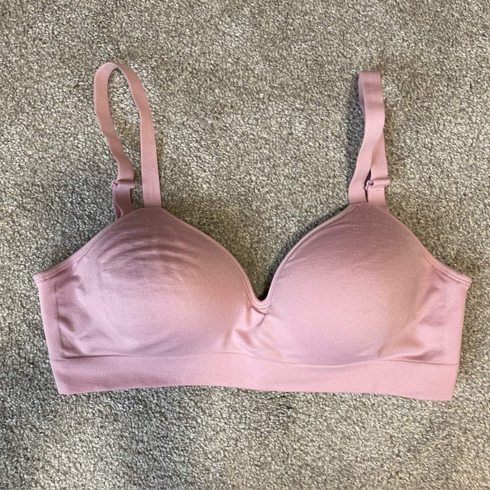 Underoutfit infinite support bra, powder rose